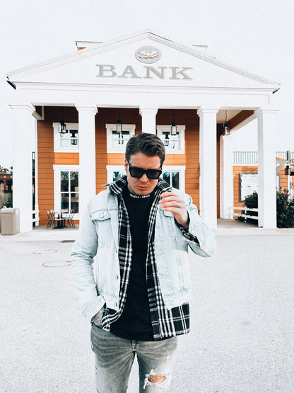 The Legacy oversized black tee